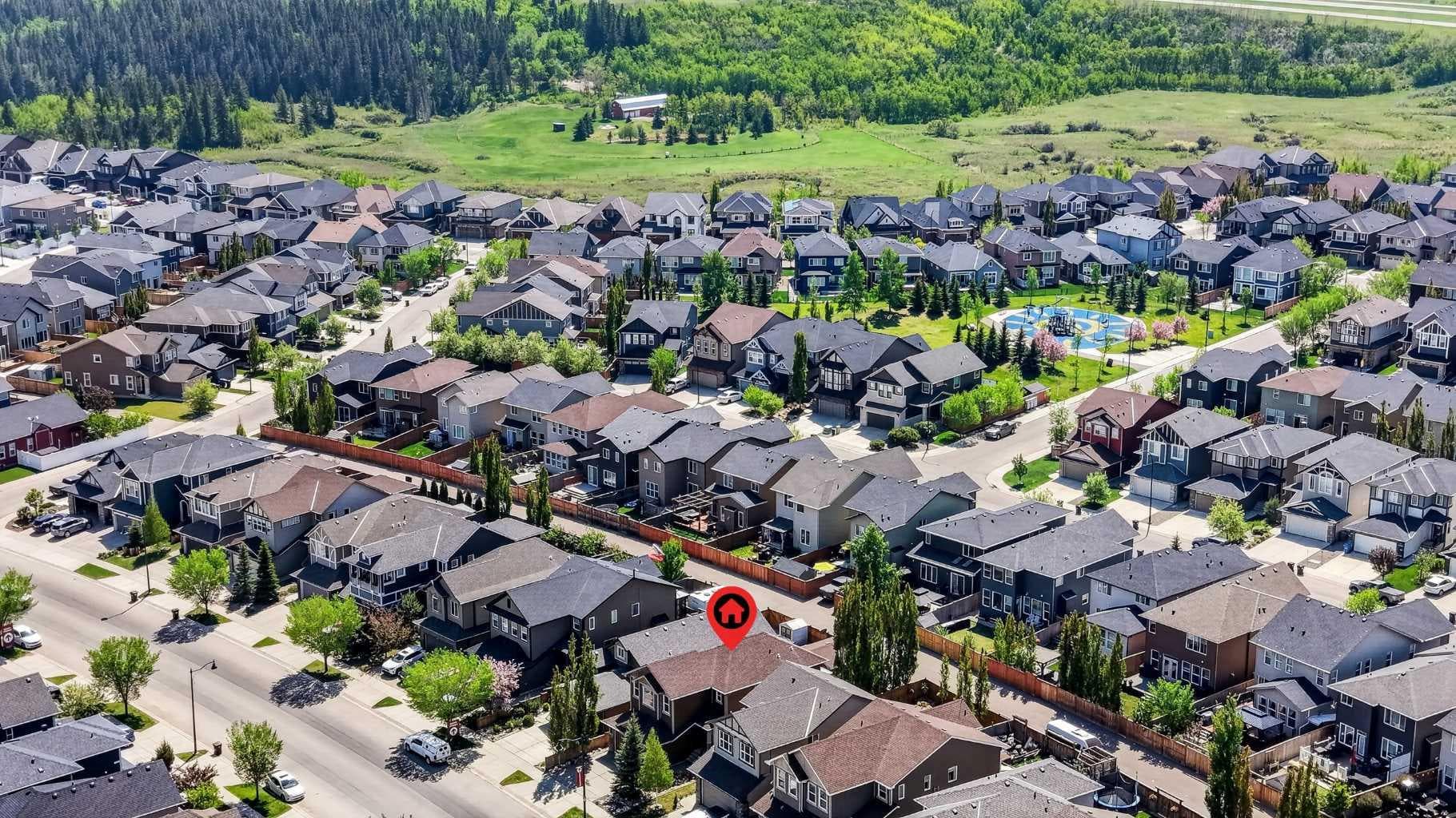 127 Legacy Circle SE