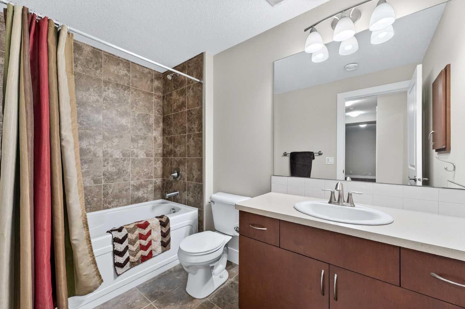 127 Legacy Circle SE