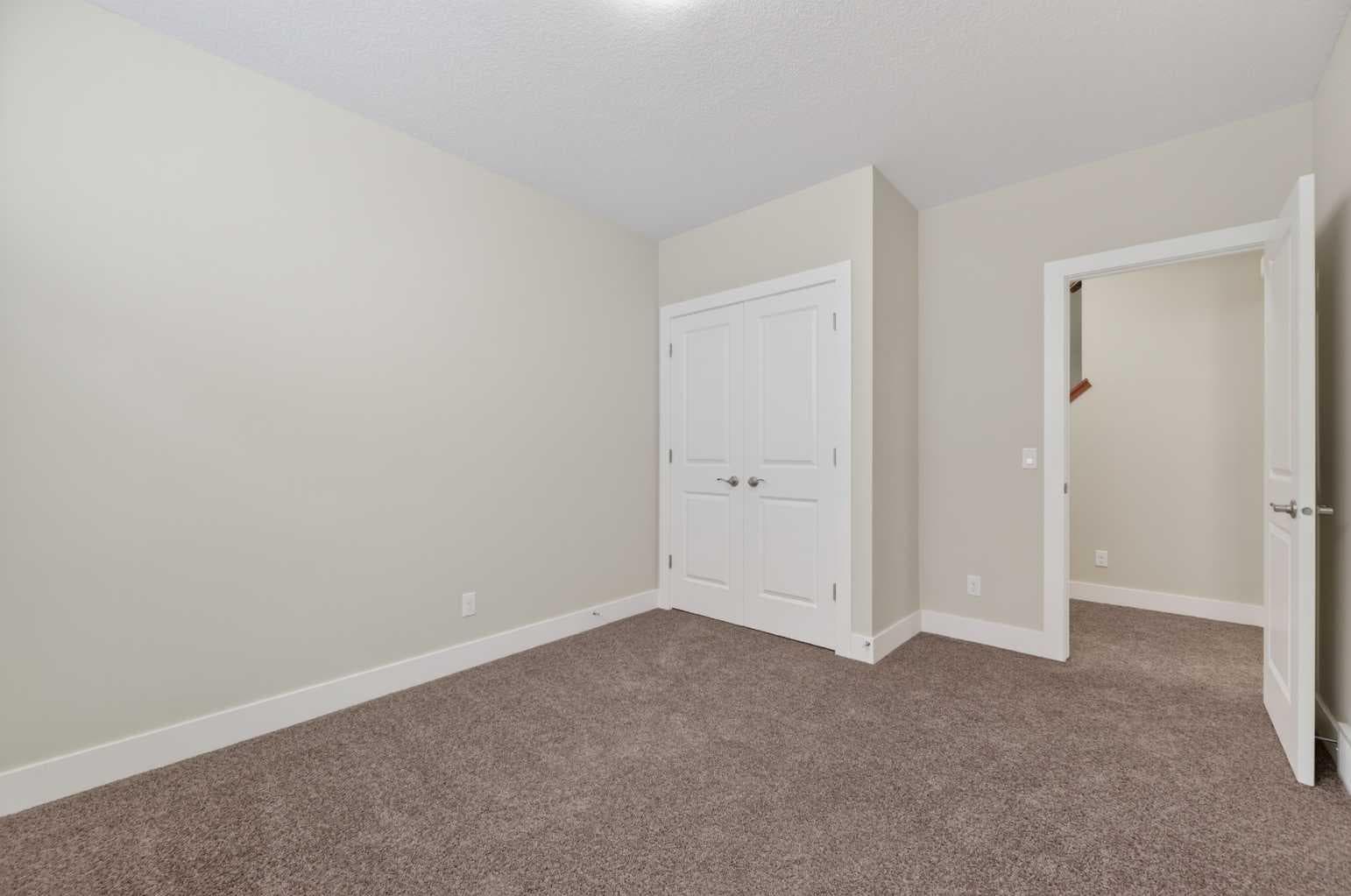 127 Legacy Circle SE