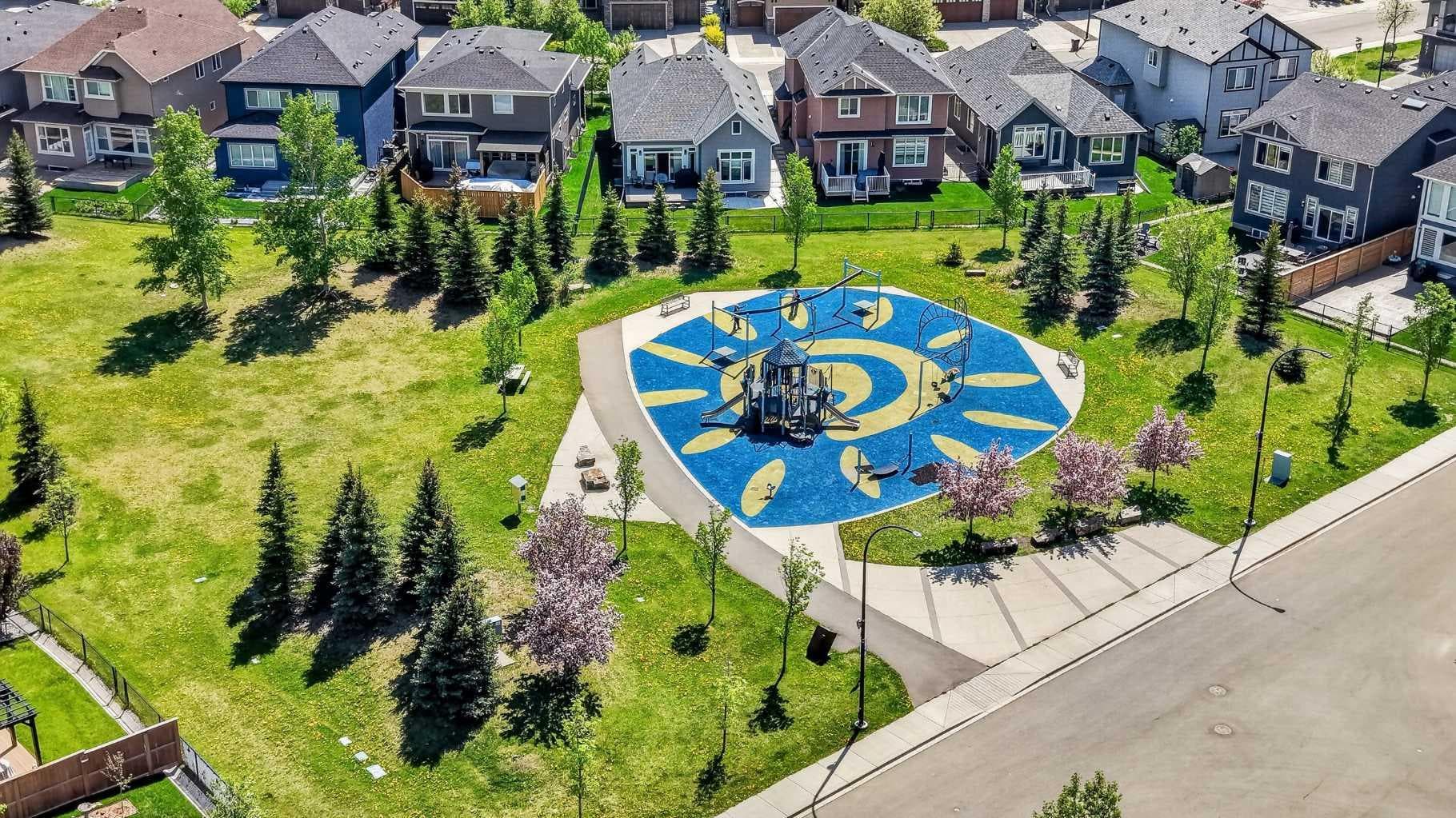 127 Legacy Circle SE