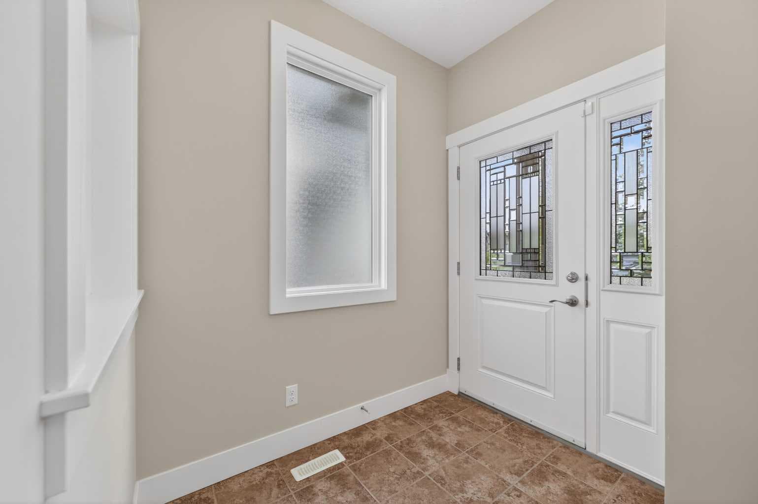 127 Legacy Circle SE