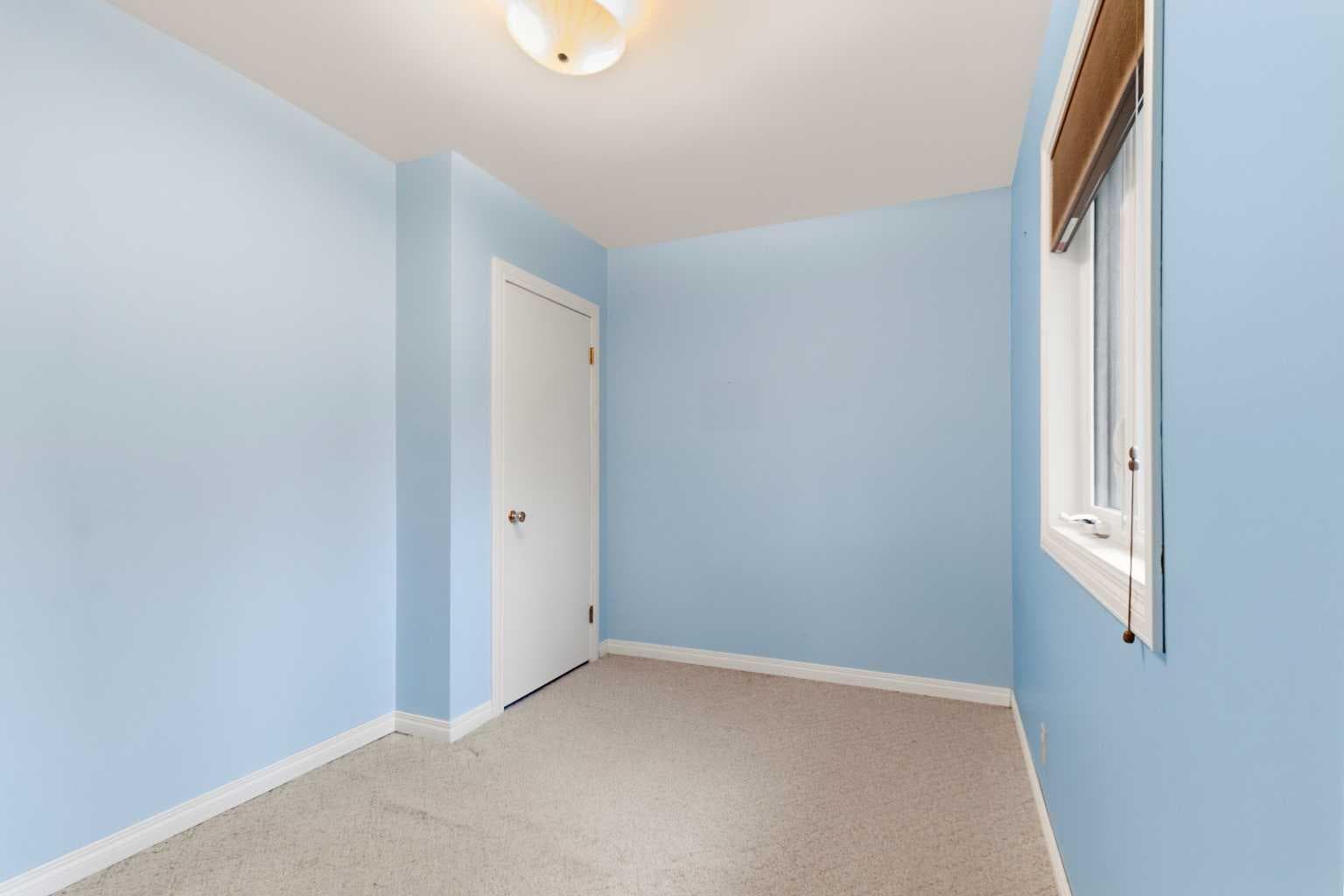 35 Beaupre Crescent 