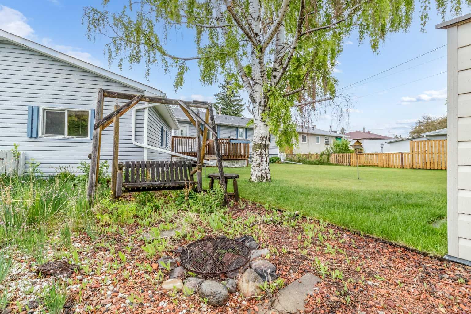 35 Beaupre Crescent 