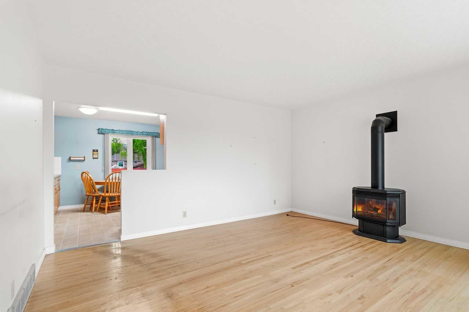 35 Beaupre Crescent 
