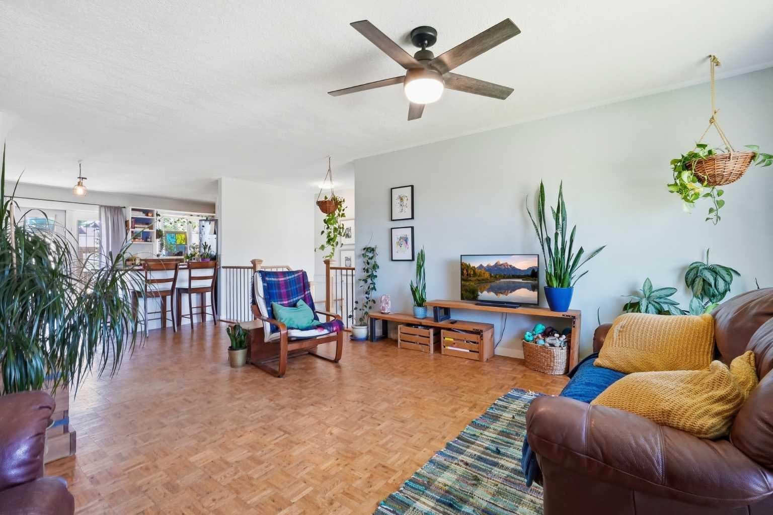 420 Summerwood Place SE