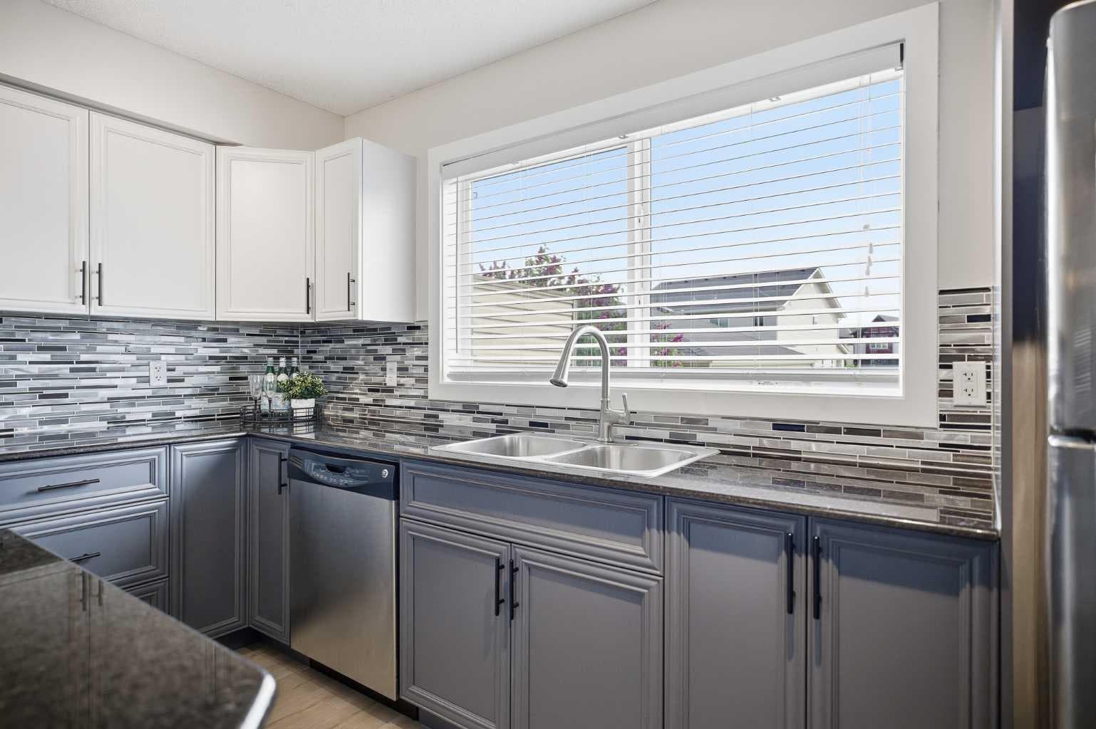 266 Kingsbridge Road SE