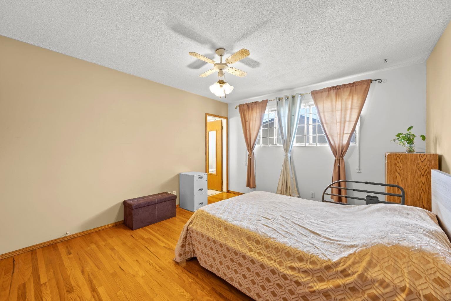 1307 Radisson Drive SE