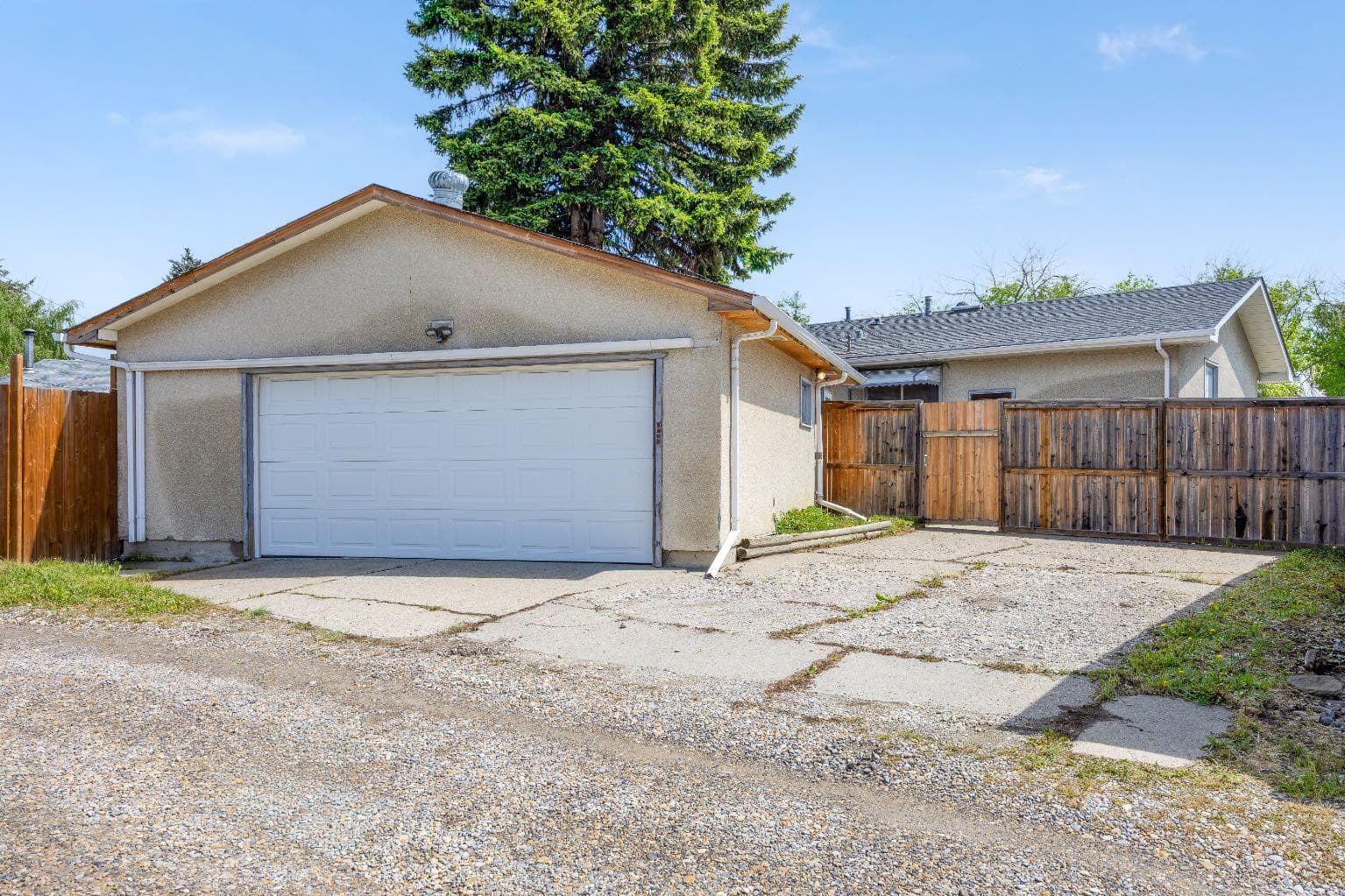 1307 Radisson Drive SE