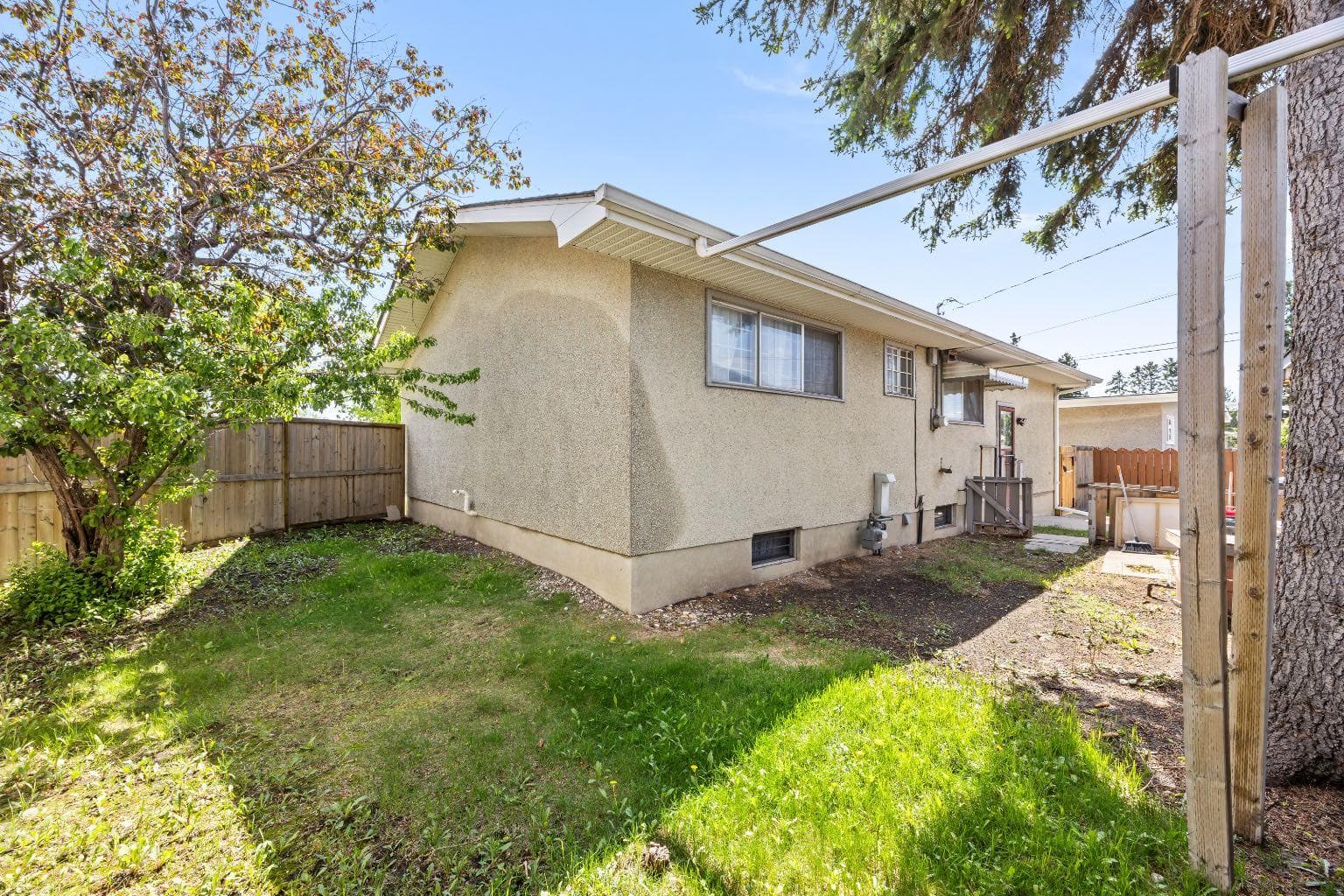 1307 Radisson Drive SE