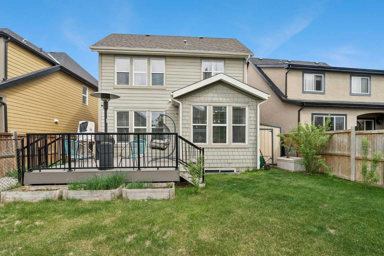 45 Mahogany Terrace SE