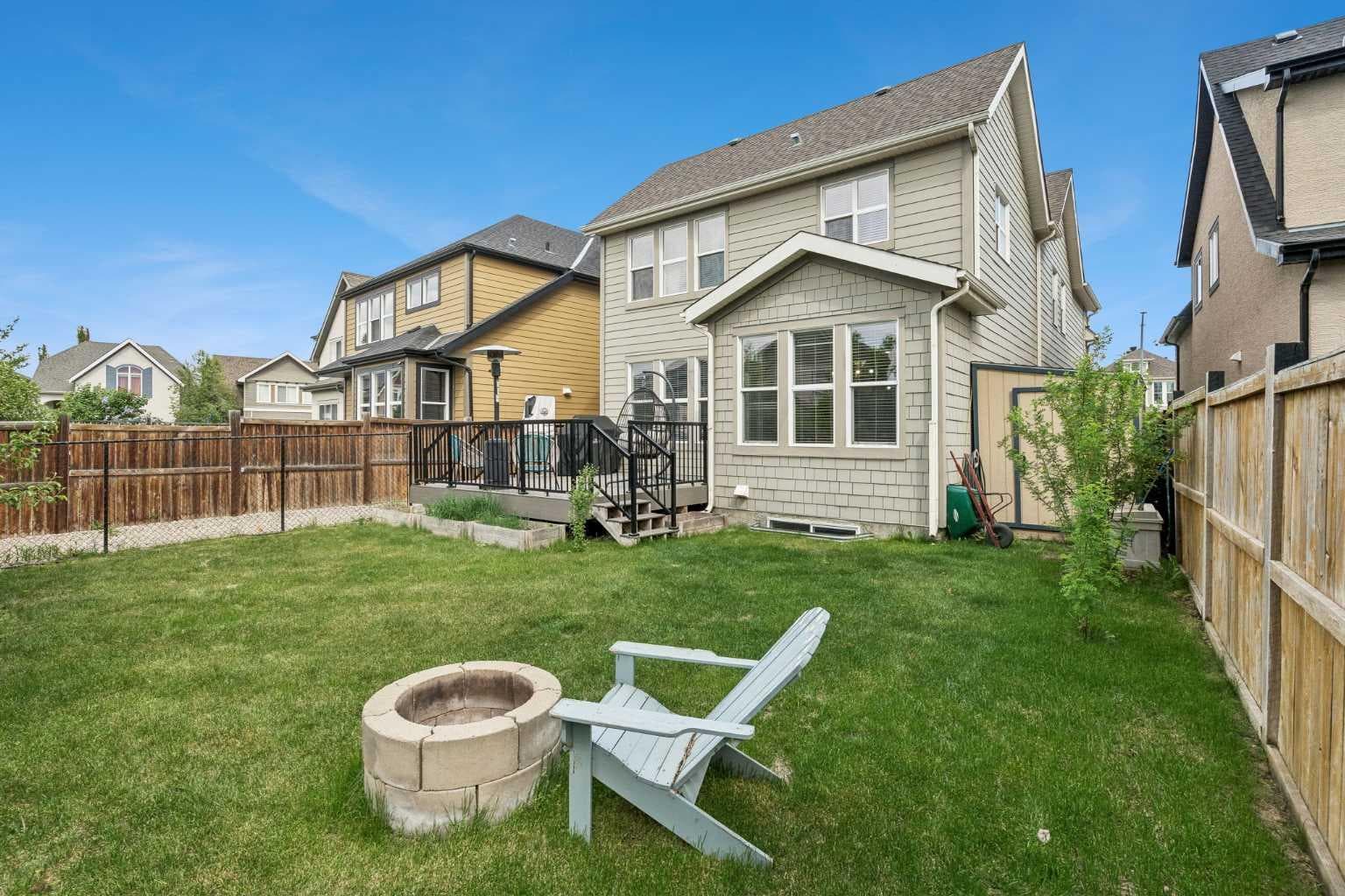 45 Mahogany Terrace SE