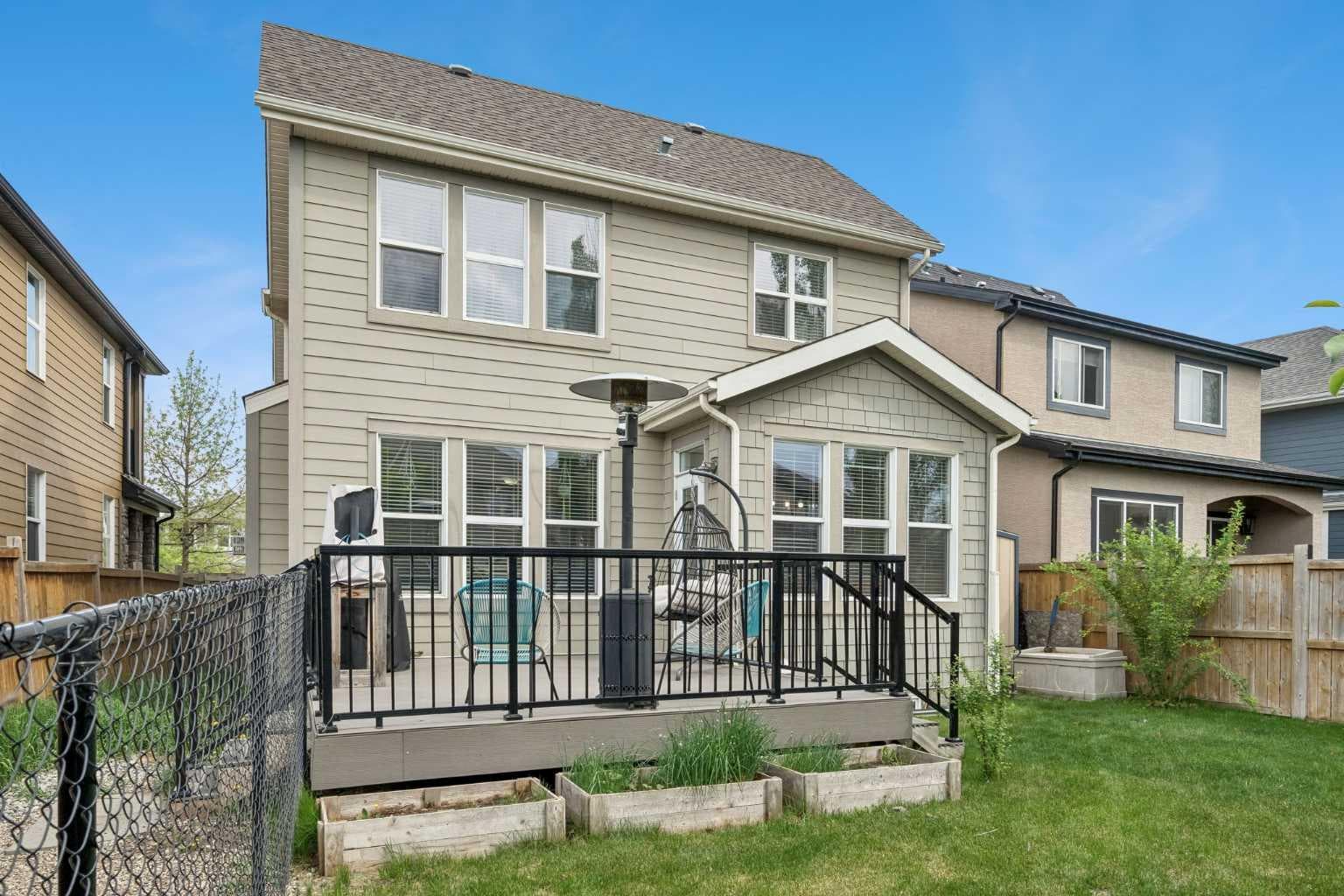 45 Mahogany Terrace SE