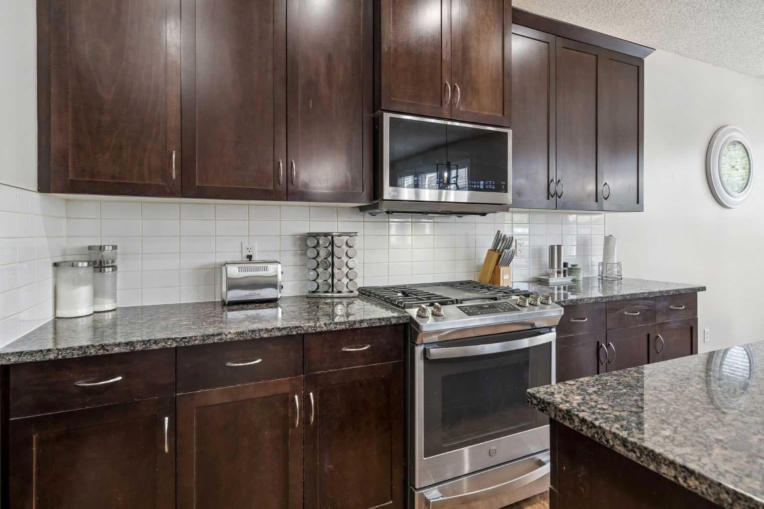 45 Mahogany Terrace SE