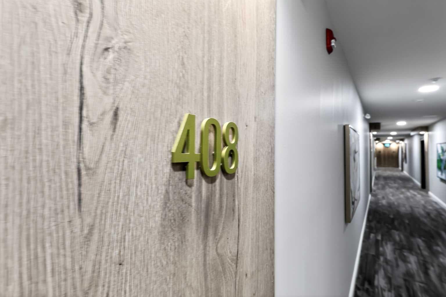 408, 255 Les Jardins Park SE