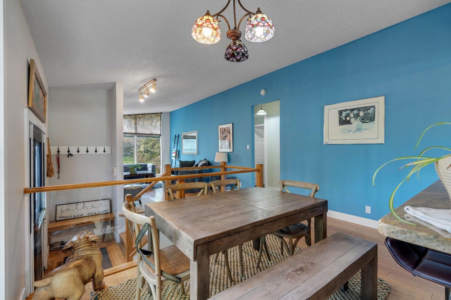 6316 Crowchild Trail SW
