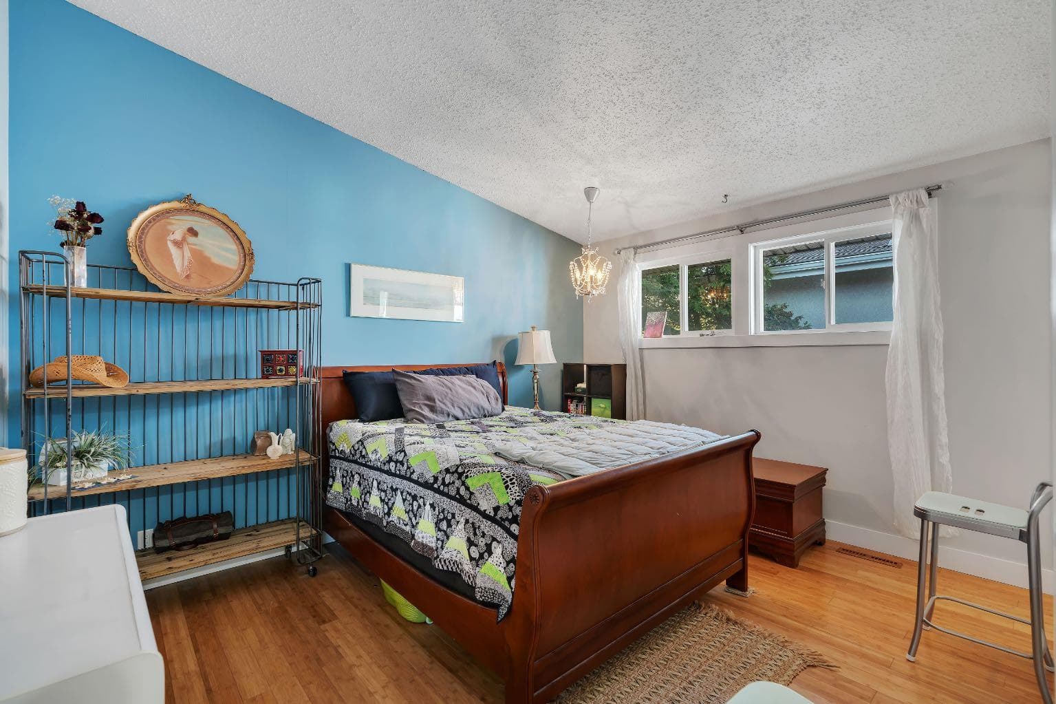 6316 Crowchild Trail SW