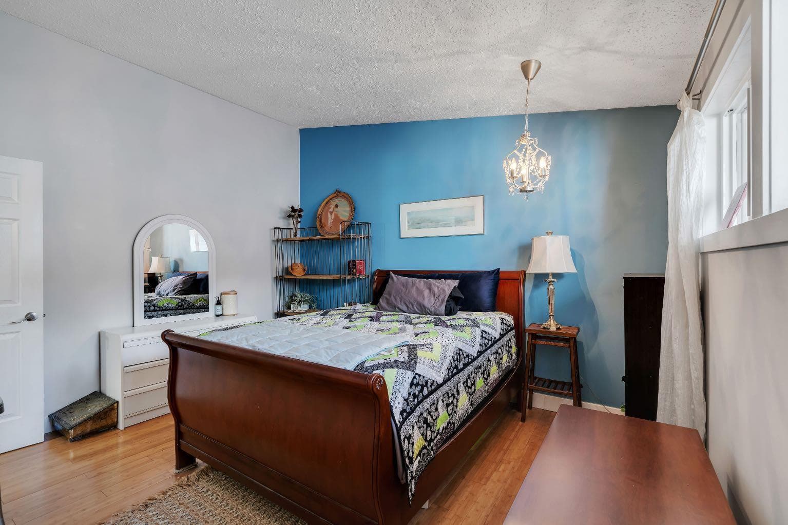 6316 Crowchild Trail SW