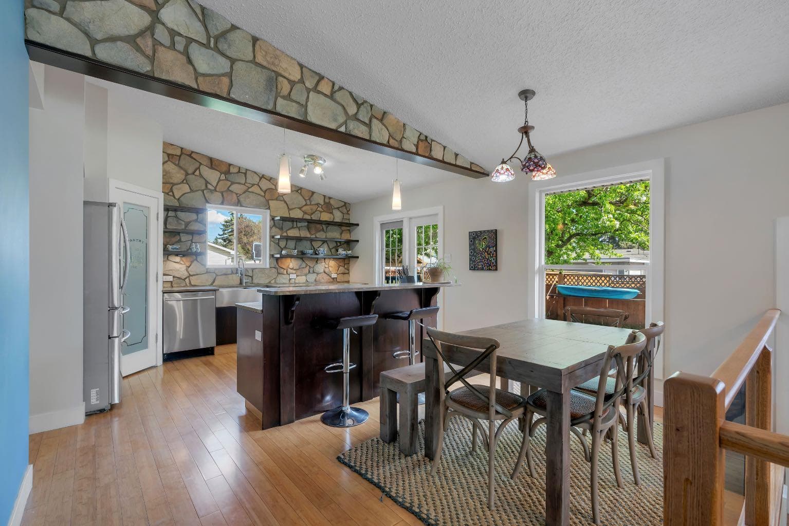 6316 Crowchild Trail SW