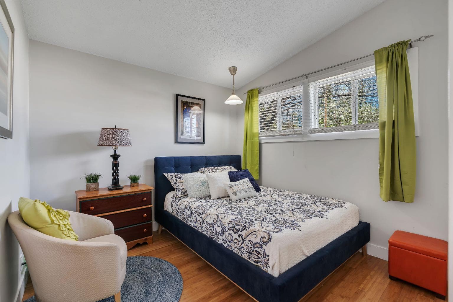 6316 Crowchild Trail SW