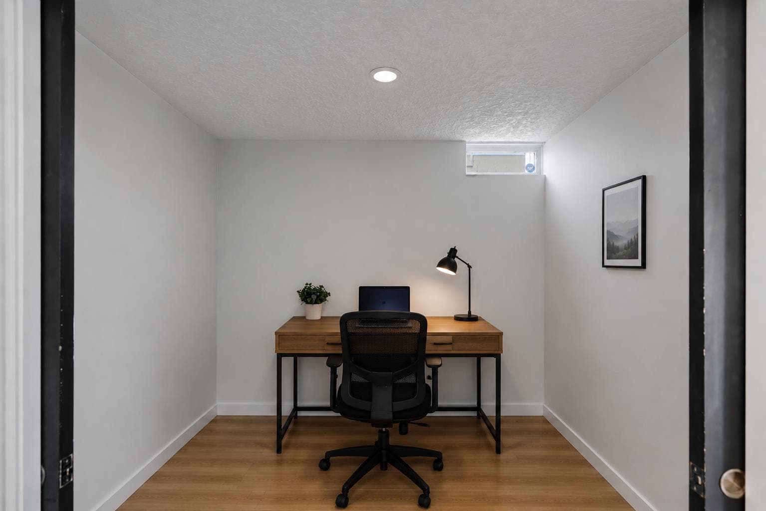 6316 Crowchild Trail SW