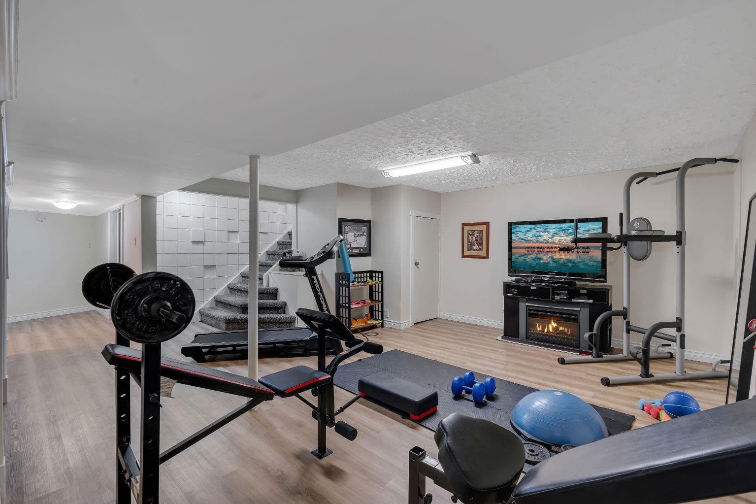 6316 Crowchild Trail SW