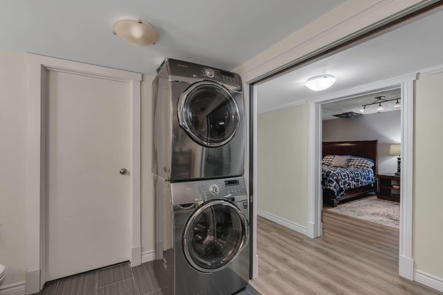 6316 Crowchild Trail SW
