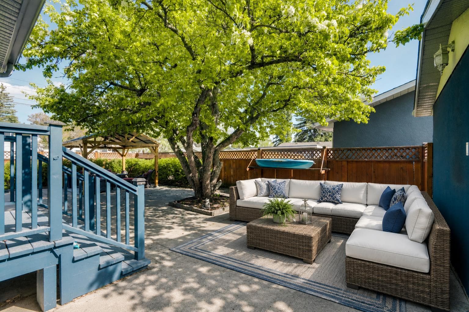 6316 Crowchild Trail SW