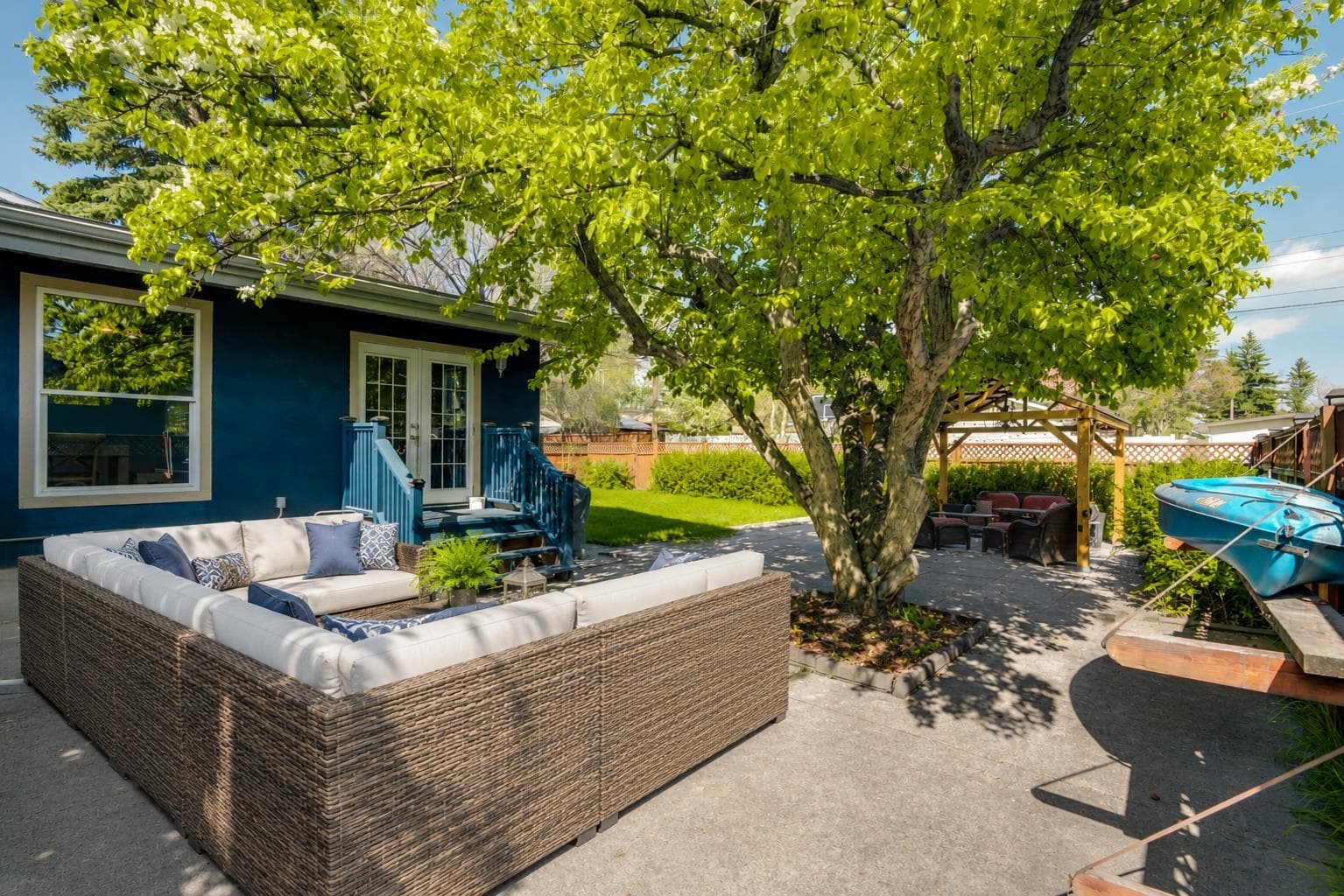 6316 Crowchild Trail SW