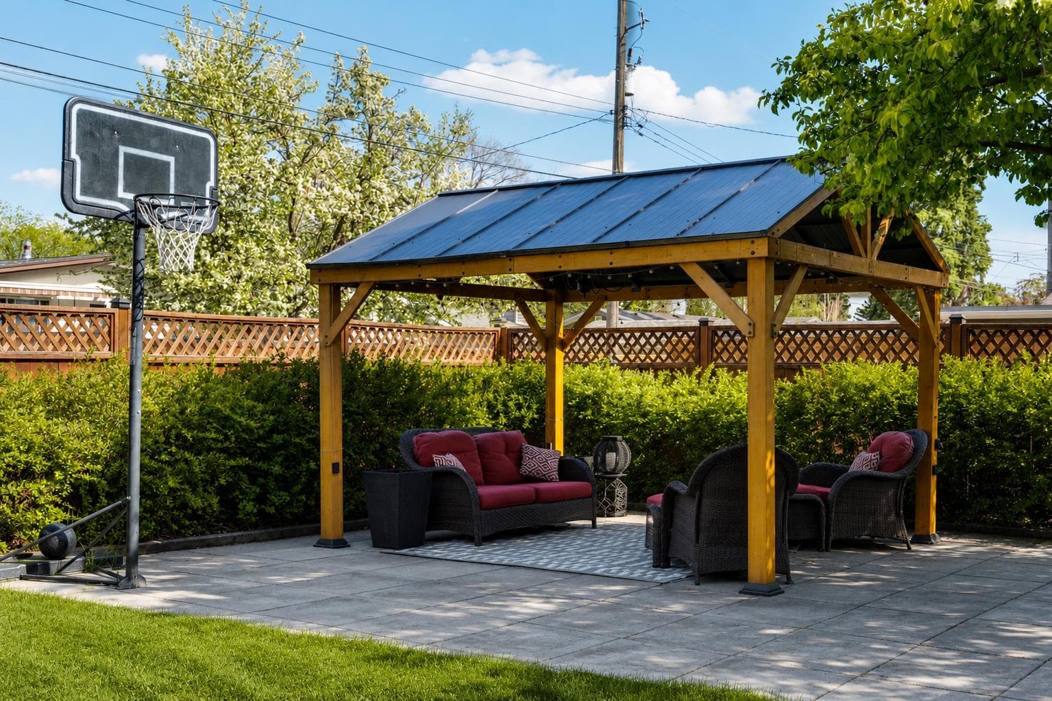 6316 Crowchild Trail SW