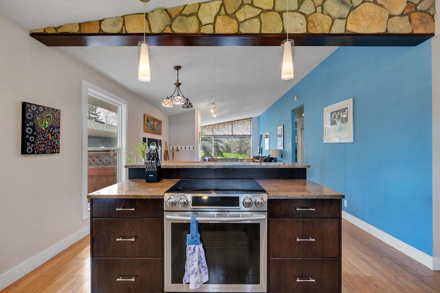 6316 Crowchild Trail SW