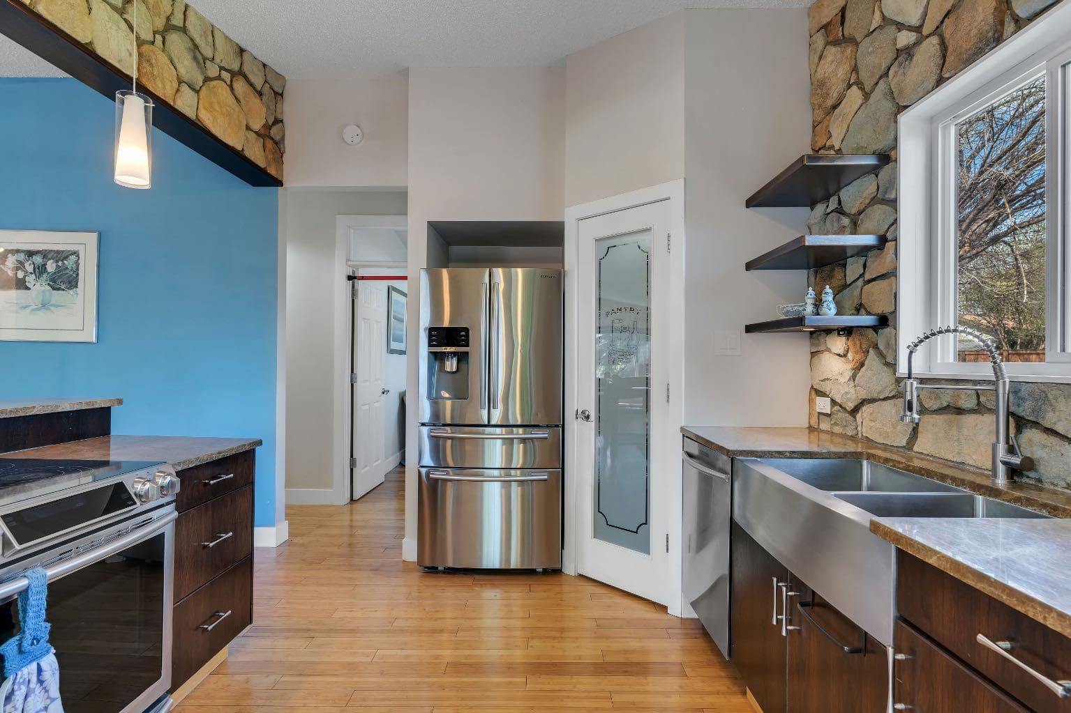 6316 Crowchild Trail SW