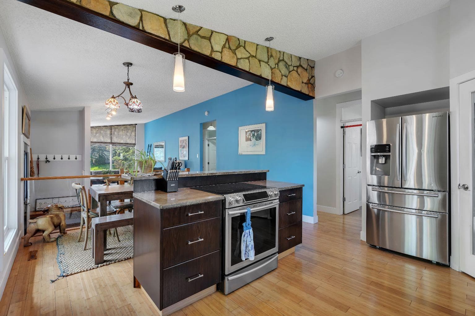 6316 Crowchild Trail SW