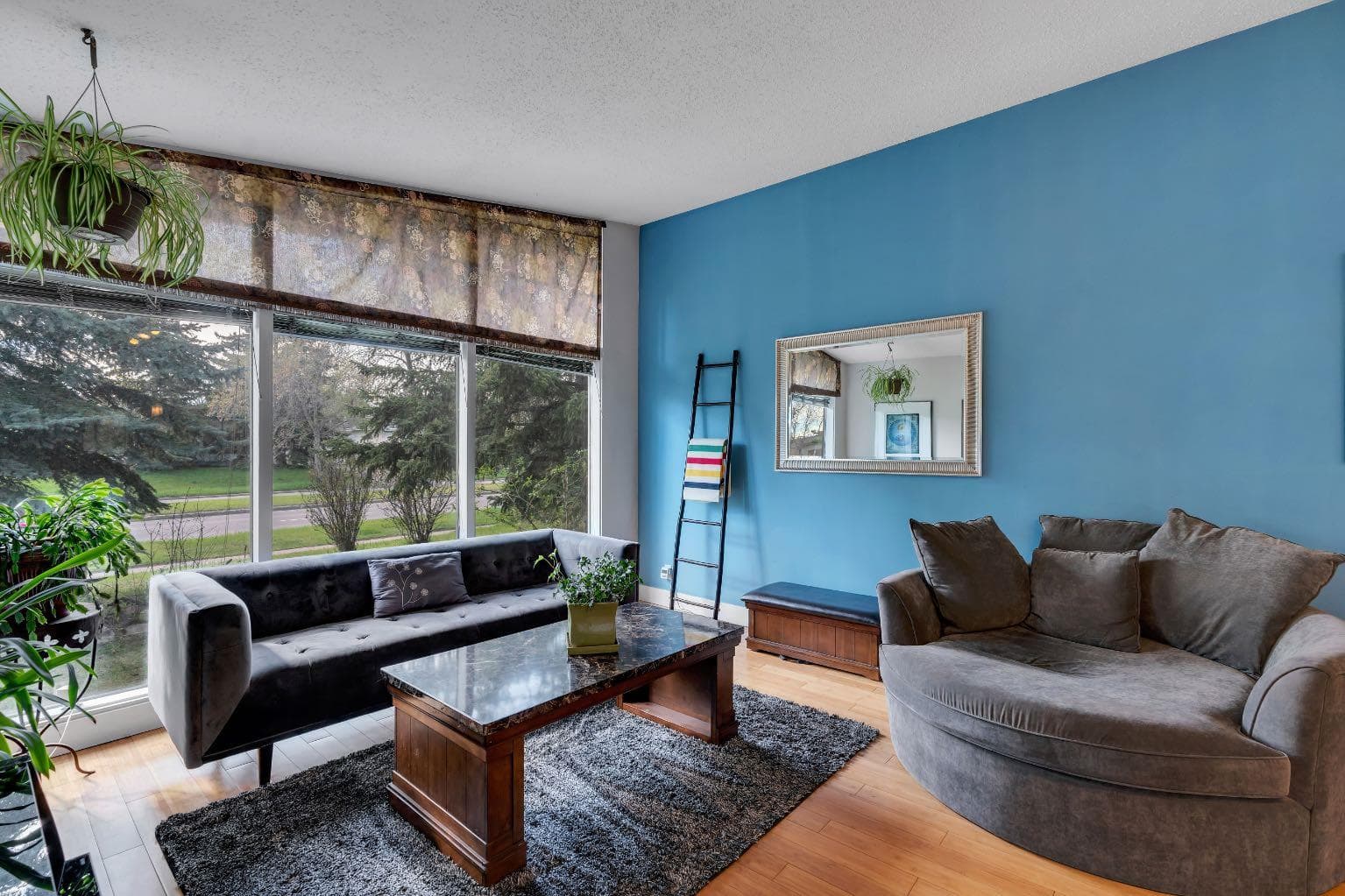 6316 Crowchild Trail SW