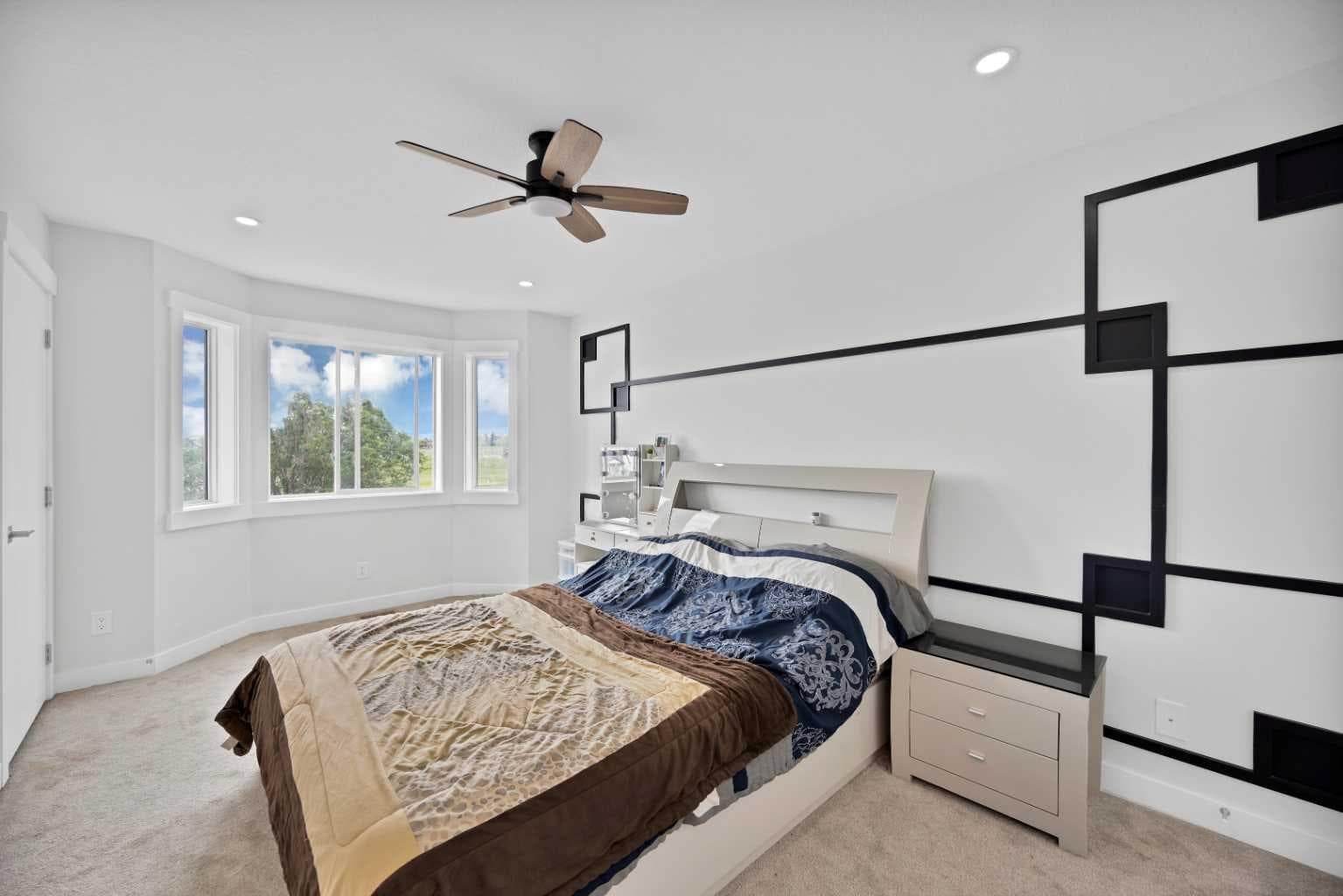 100 SAN DIEGO Green NE