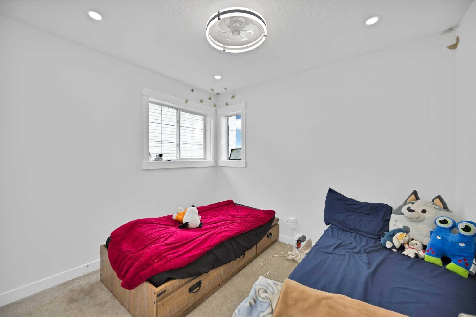 100 SAN DIEGO Green NE