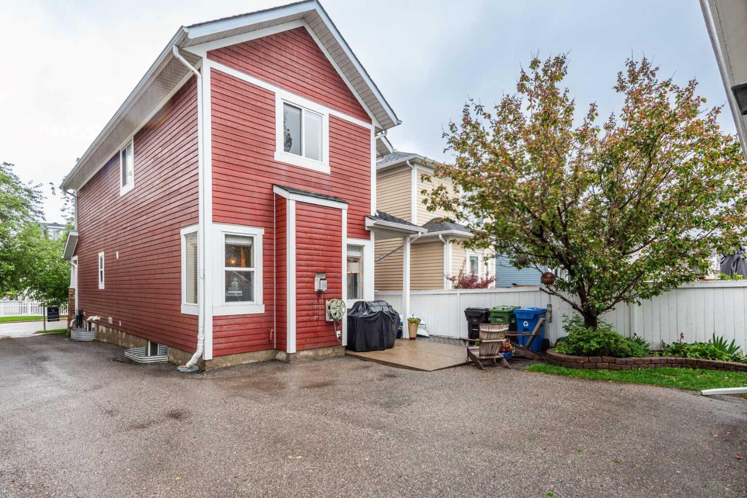 78 Ypres Green SW