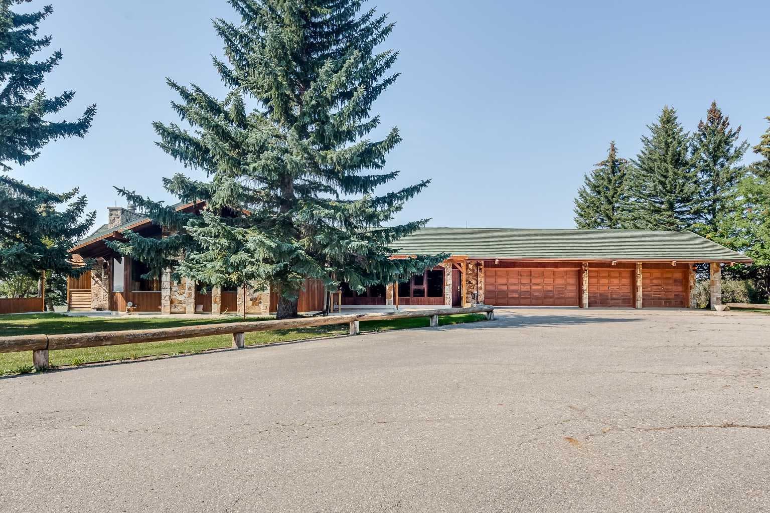 273167 Range Road 25  