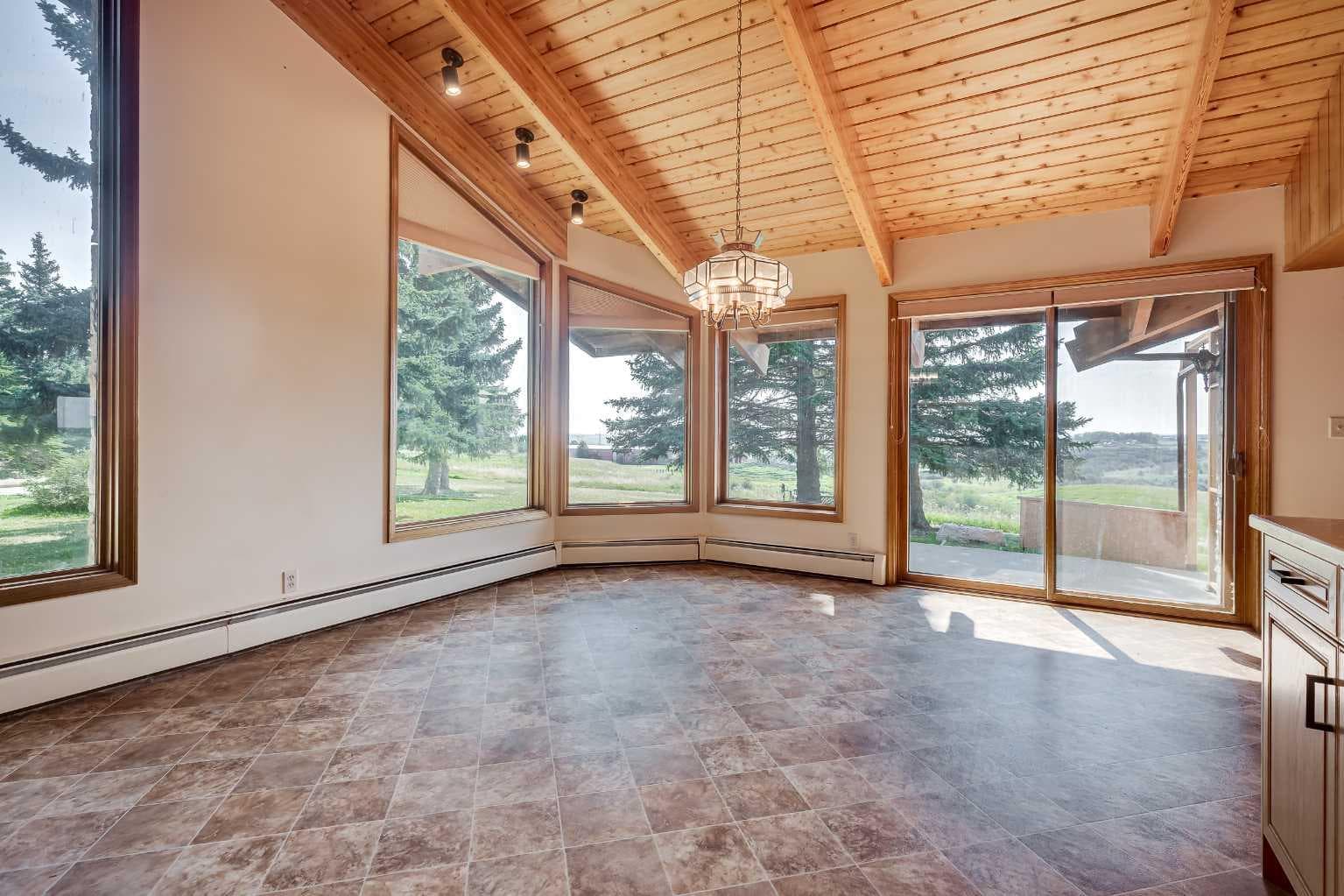 273167 Range Road 25  