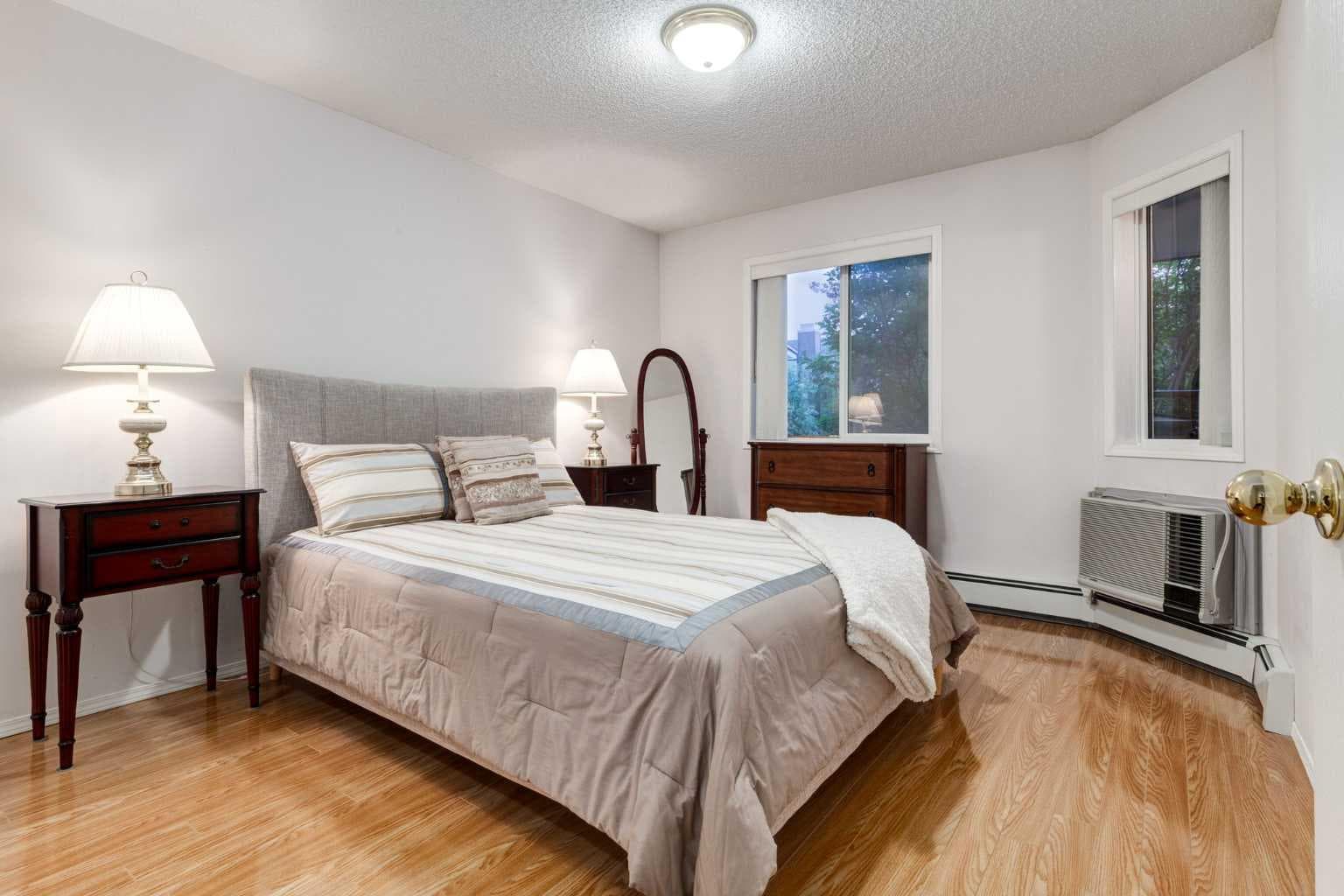 118, 20 SIERRA MORENA Mews SW