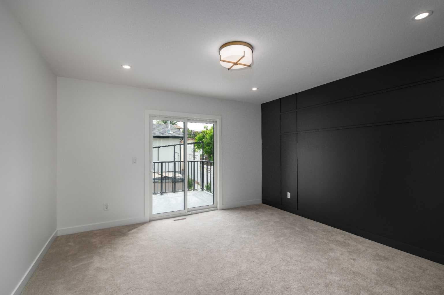 312 Queensland Road SE