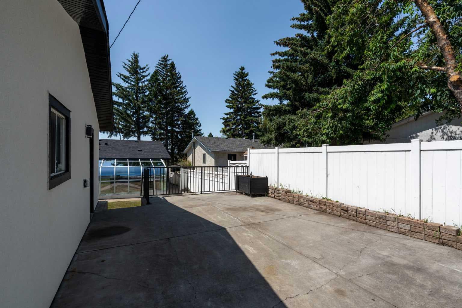 312 Queensland Road SE