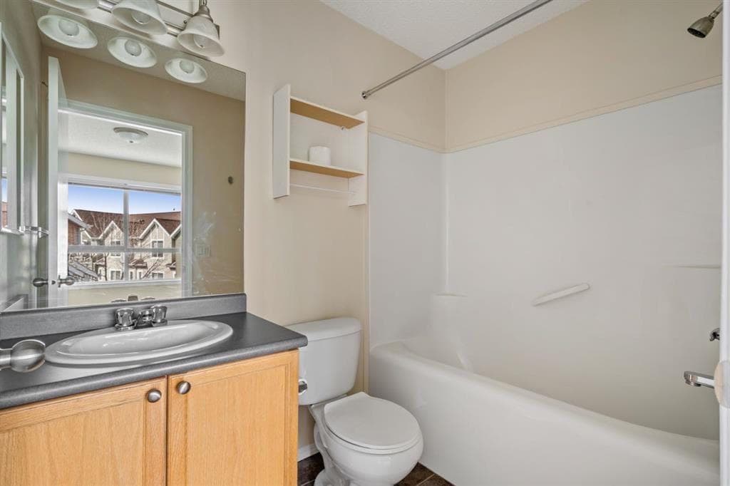 161 Tuscany Court NW