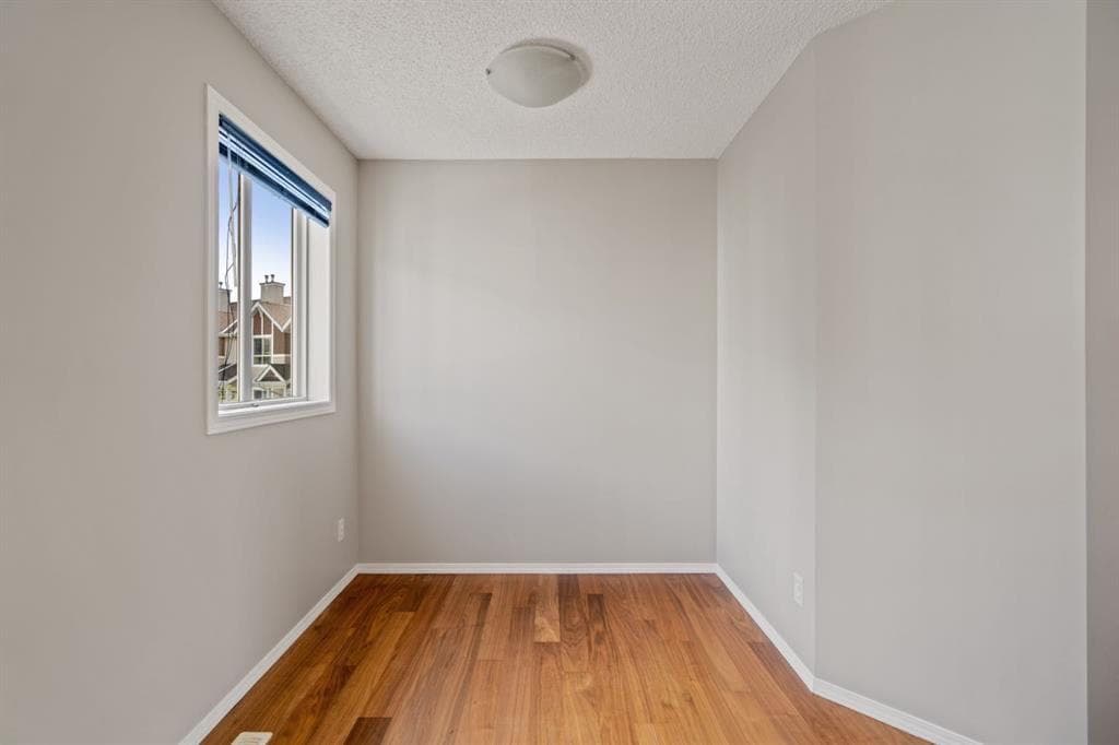 161 Tuscany Court NW