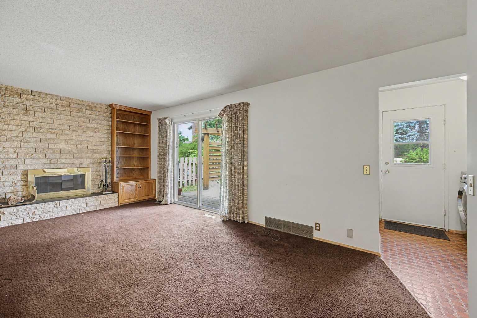 1032 Varsity Estates Drive NW