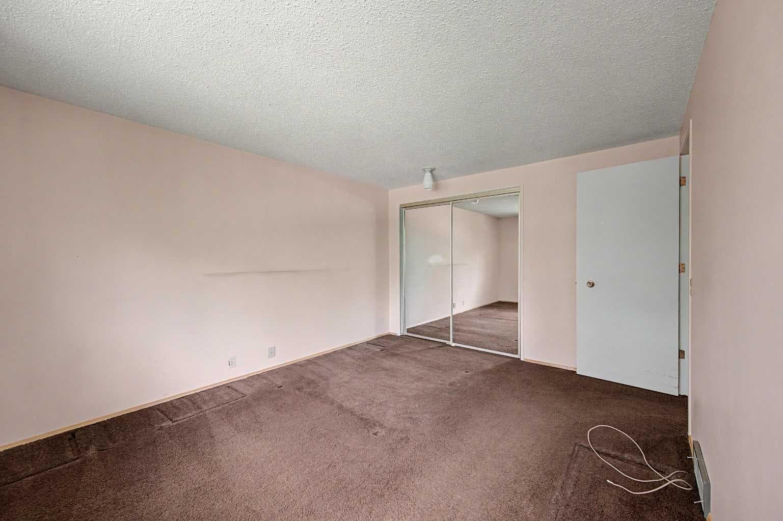 1032 Varsity Estates Drive NW