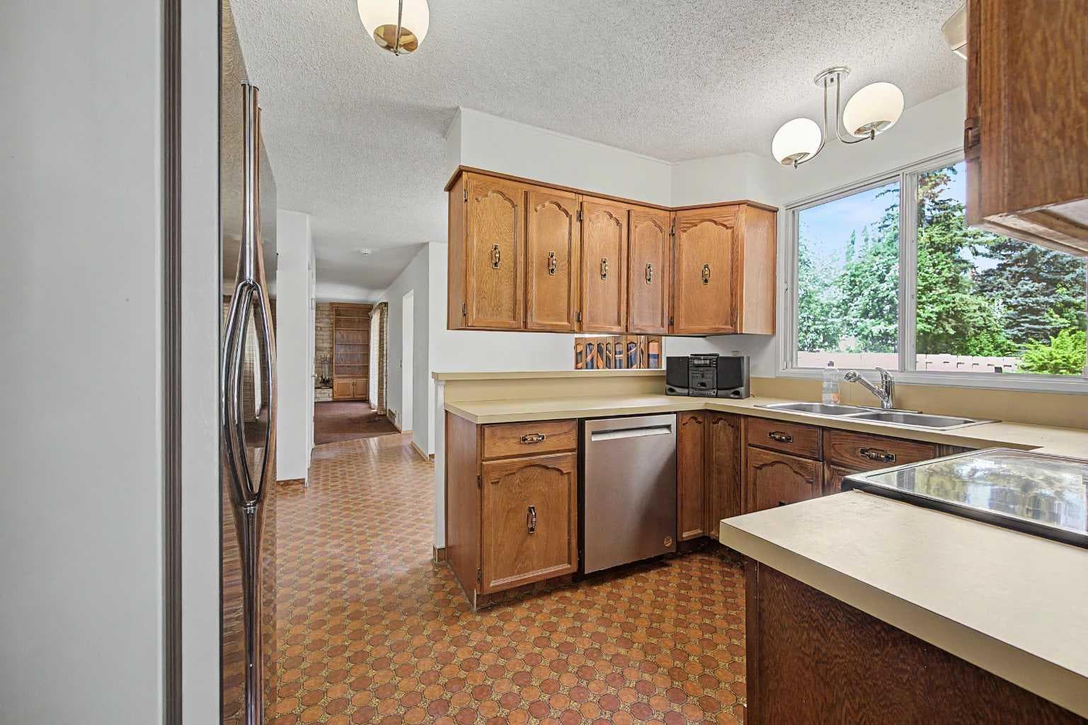1032 Varsity Estates Drive NW