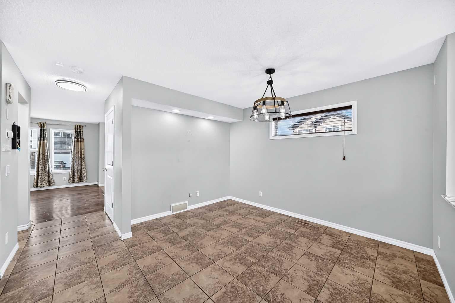 16 Skyview Springs Road NE