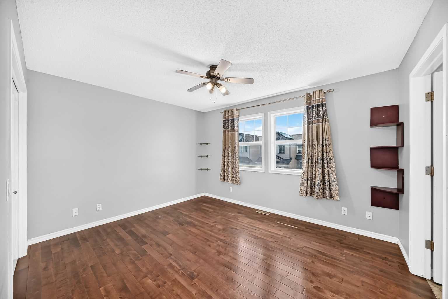 16 Skyview Springs Road NE