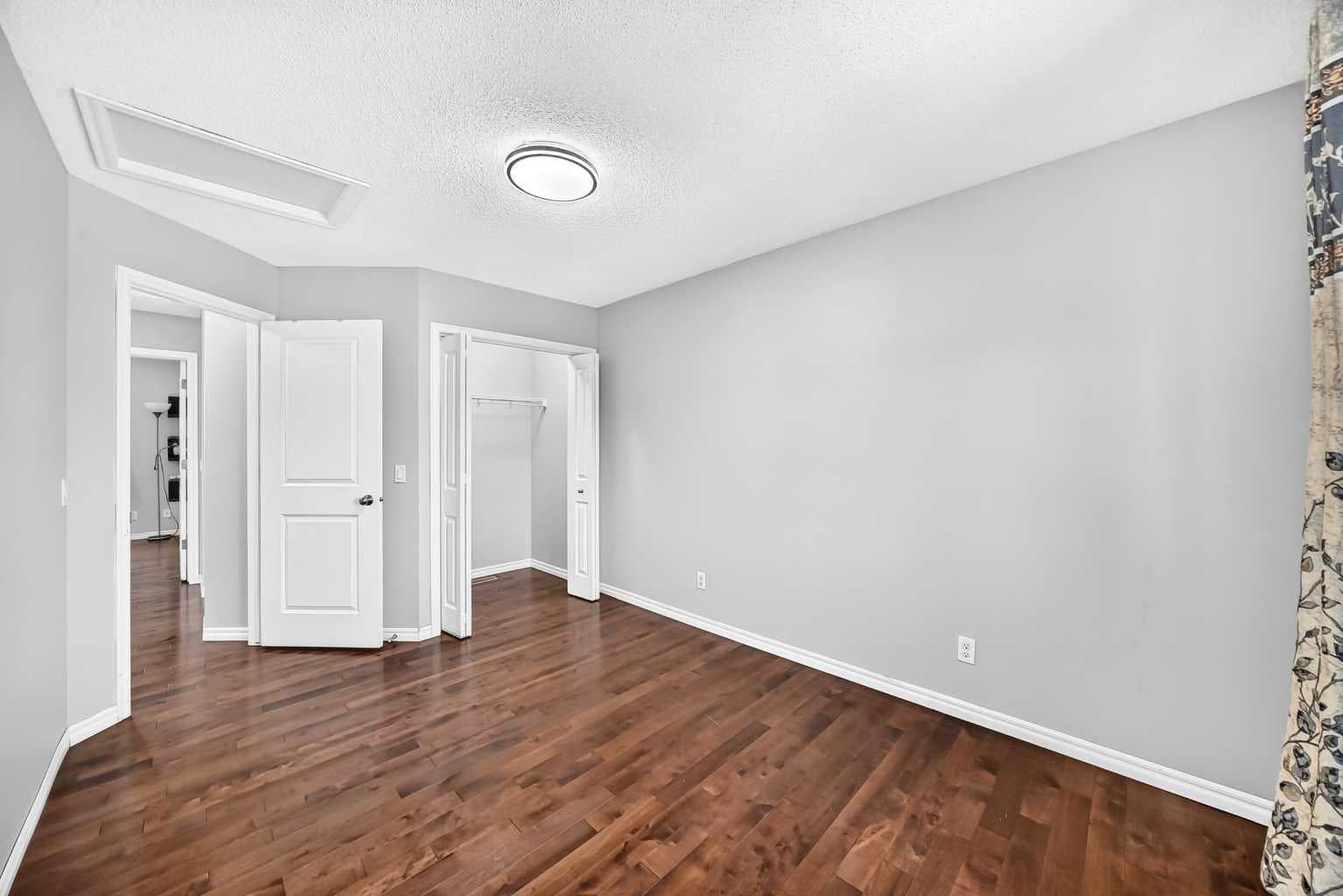 16 Skyview Springs Road NE
