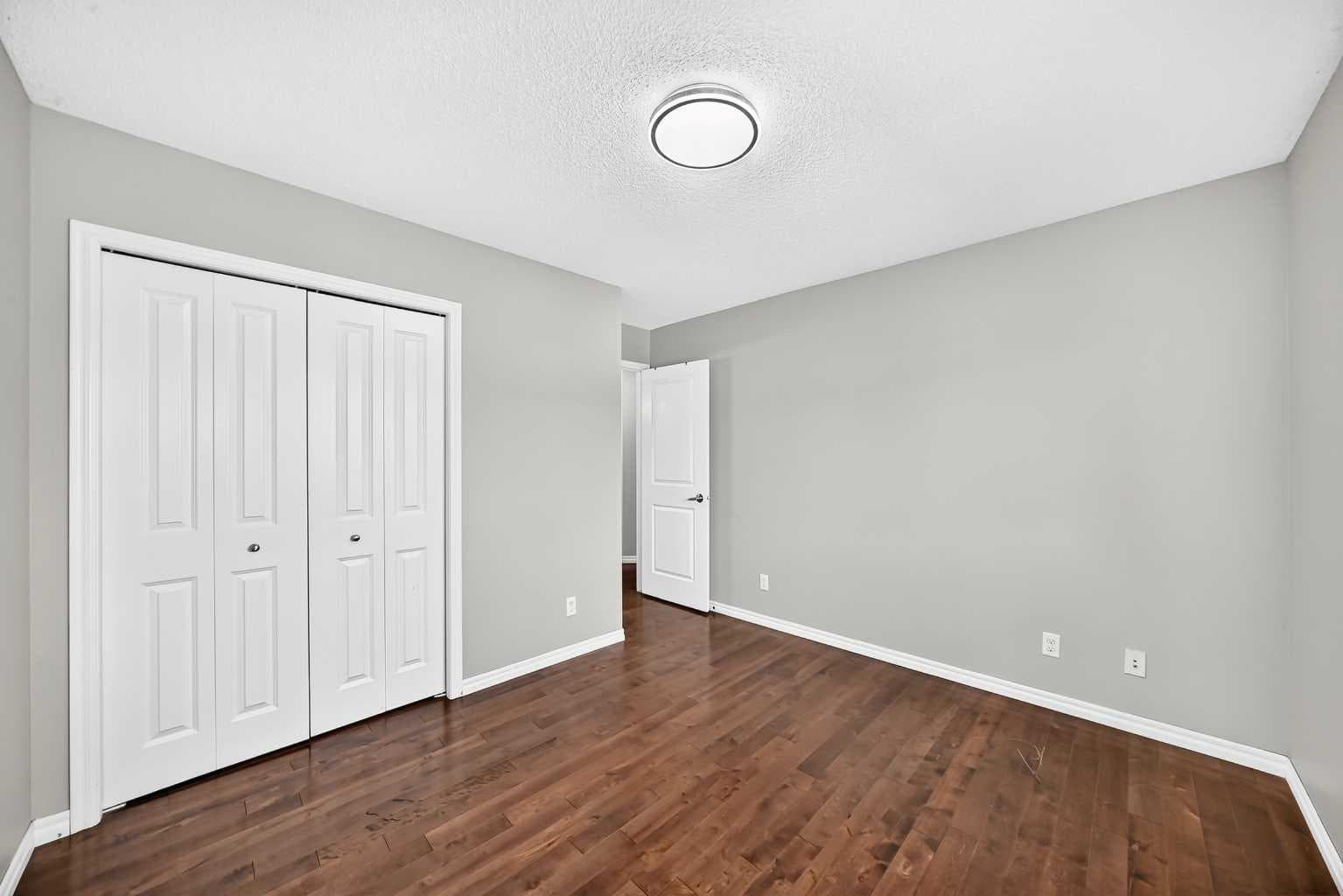 16 Skyview Springs Road NE